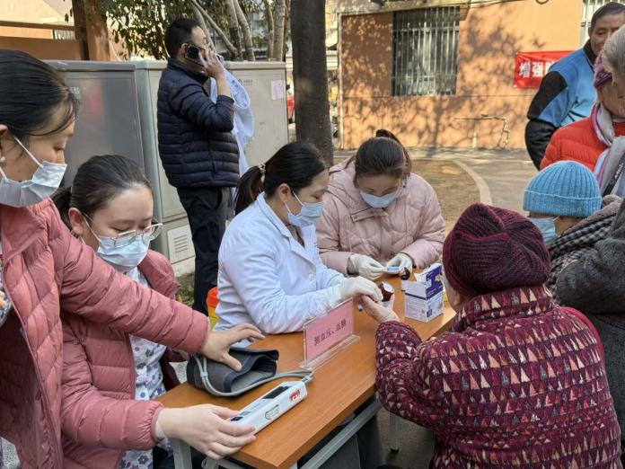 杭州西溪街道 “零距离”便民健康服务赢得居民点赞